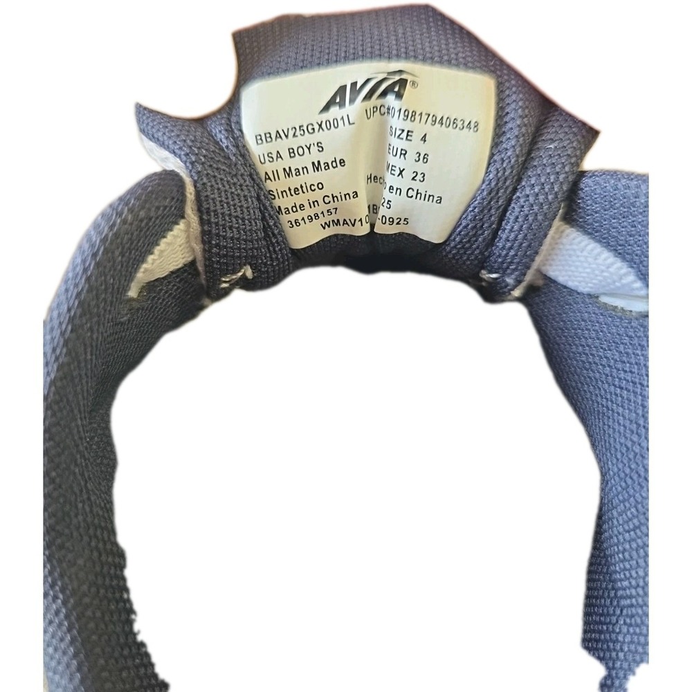 AVIA Boys Size 4  Athletic Sneaker Running Shoes White & Navy New No Box - Picture 6 of 6